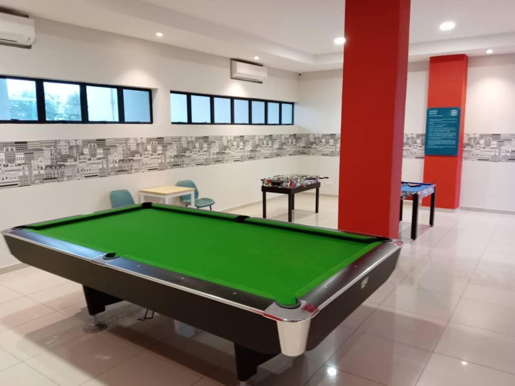 Pantai Puteri Melaka - Seaview 2 Bedroom Tanjung Kling Kültér fotó