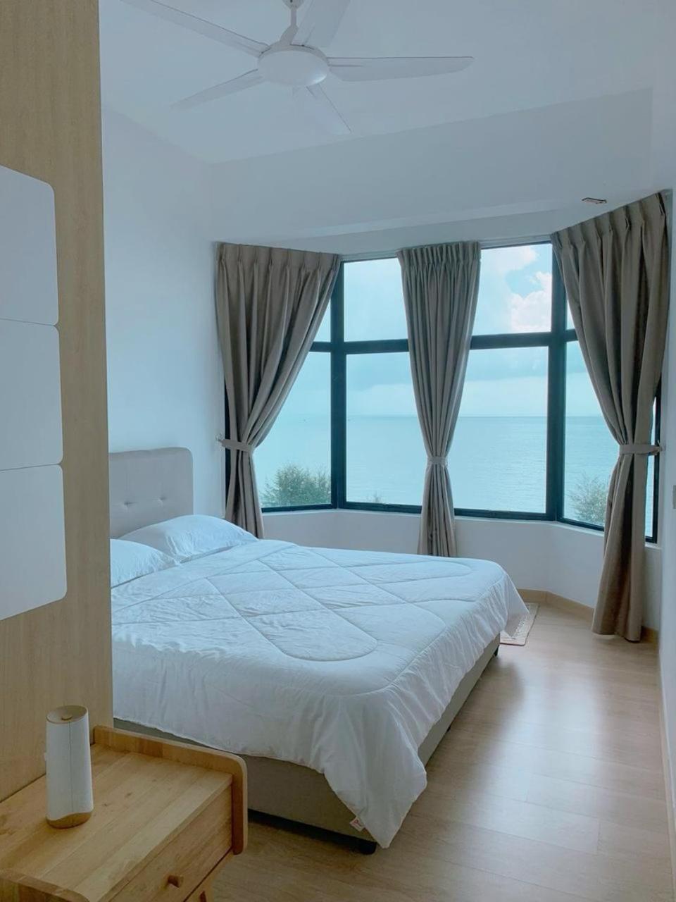 Pantai Puteri Melaka - Seaview 2 Bedroom Tanjung Kling Kültér fotó