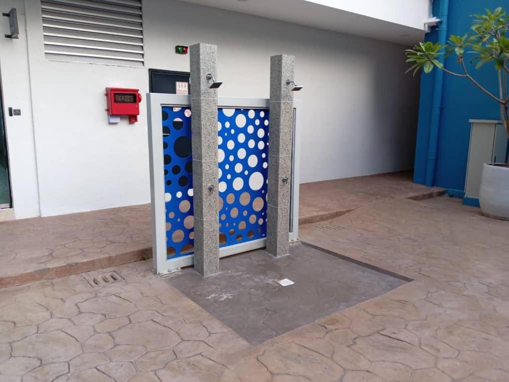 Pantai Puteri Melaka - Seaview 2 Bedroom Tanjung Kling Kültér fotó